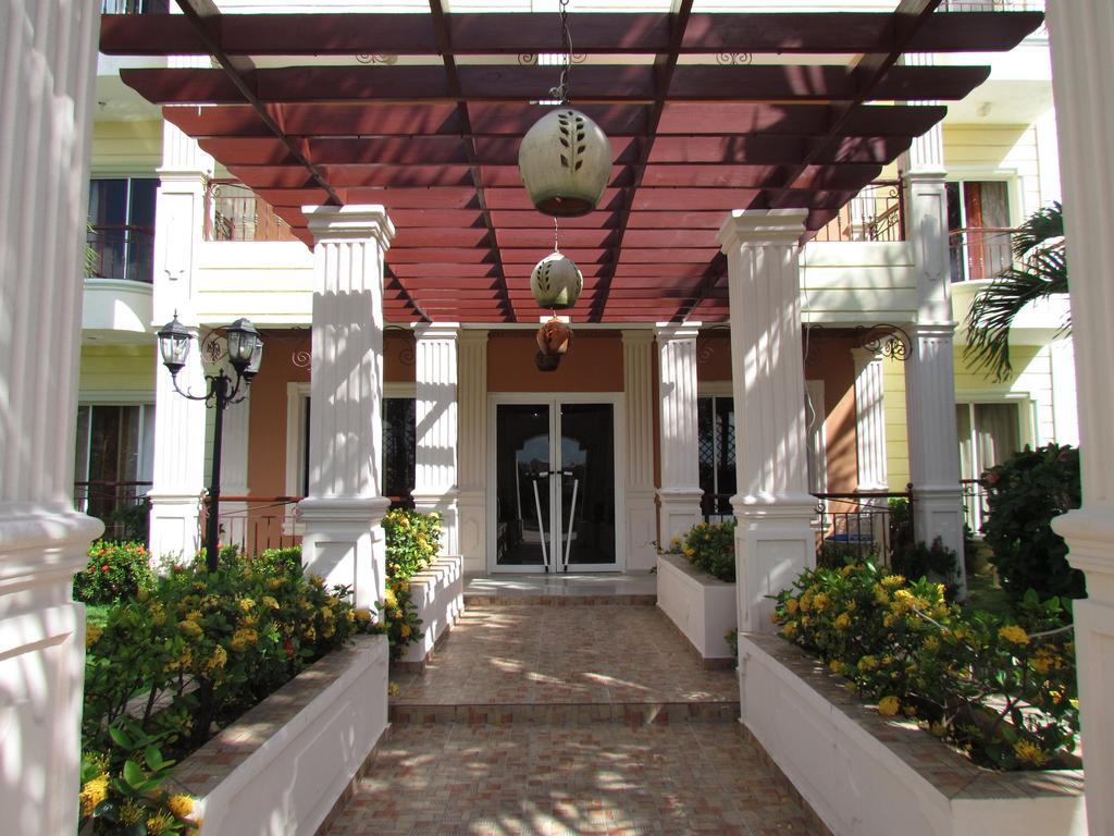 Hotel Dominicana Plus Баваро Экстерьер фото